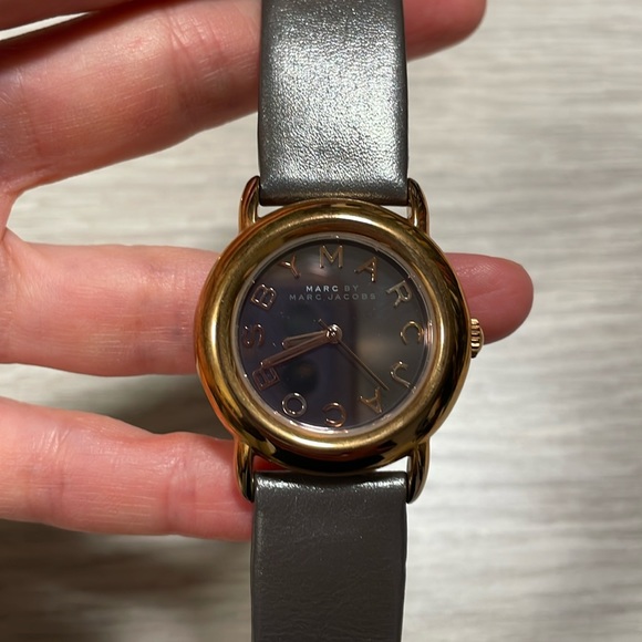 Marc Jacobs watches - 2 - Picture 4 of 6